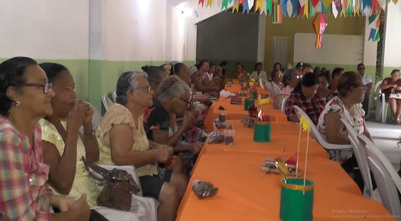 Camacã: Secretaria de Assistência Social realiza o Arraiá do Clube dos idosos